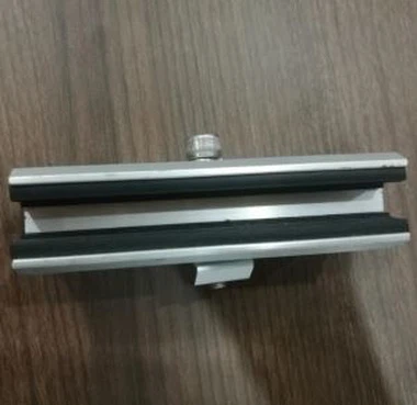 Solární panelové stojany, tenké upínací fólie pro bezrámové solární panely, nejlepší způsob instalace solárních panelů