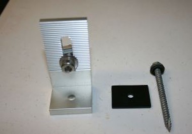 Solární montáž L-Bracket s hardwarem